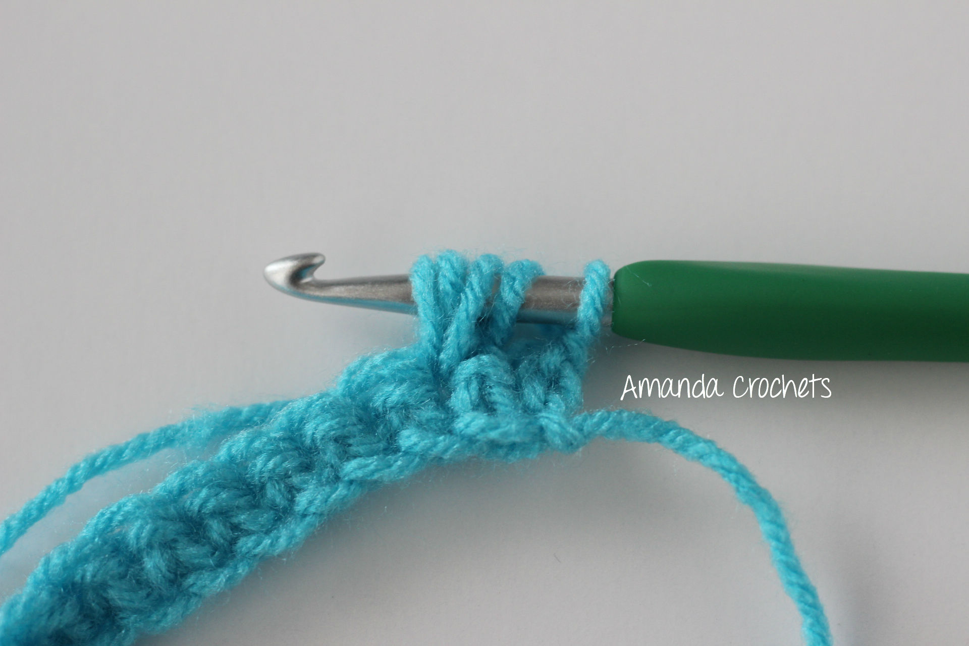 How To Make The Even Berry Stitch - Amanda Crochets