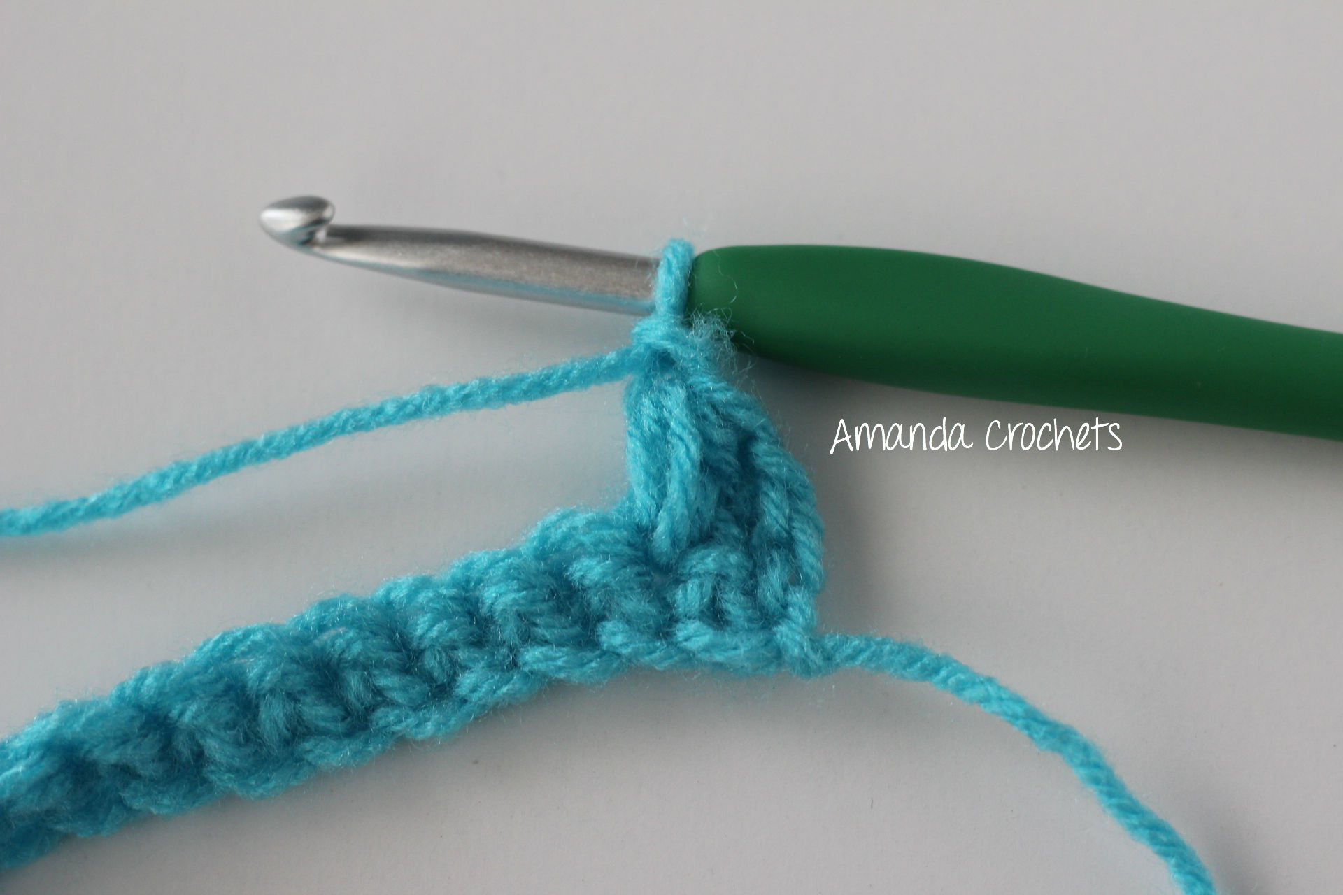 How To Make The Even Berry Stitch - Amanda Crochets